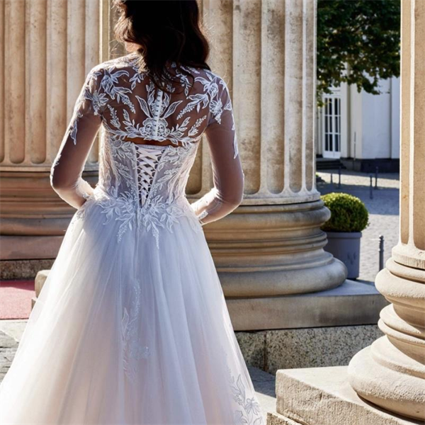 Internationale merken  | Bruidsmode Lydia 