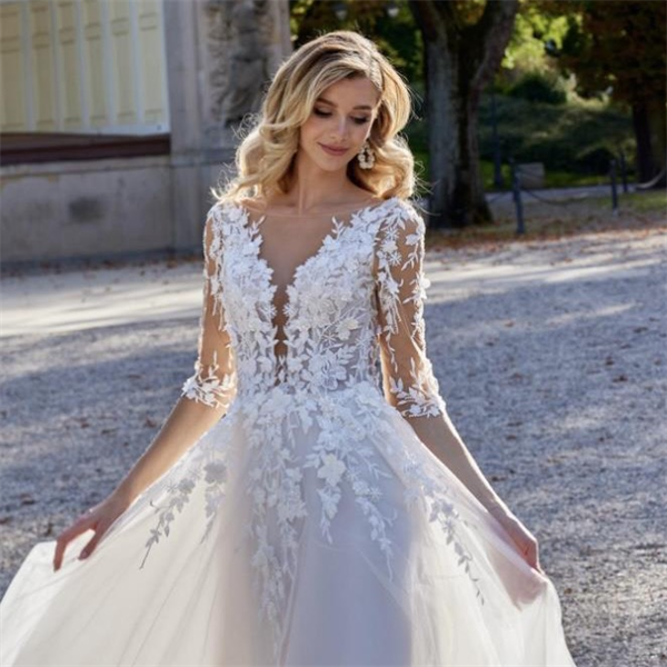 Internationale merken  | Bruidsmode Lydia 