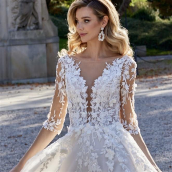 Internationale merken  | Bruidsmode Lydia 