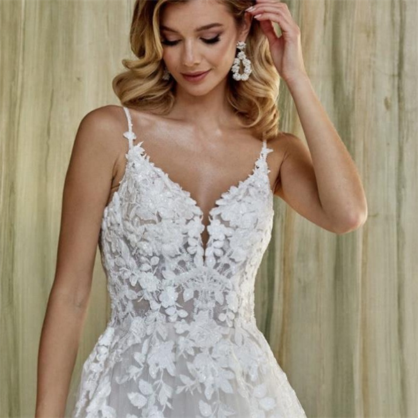 Internationale merken  | Bruidsmode Lydia 