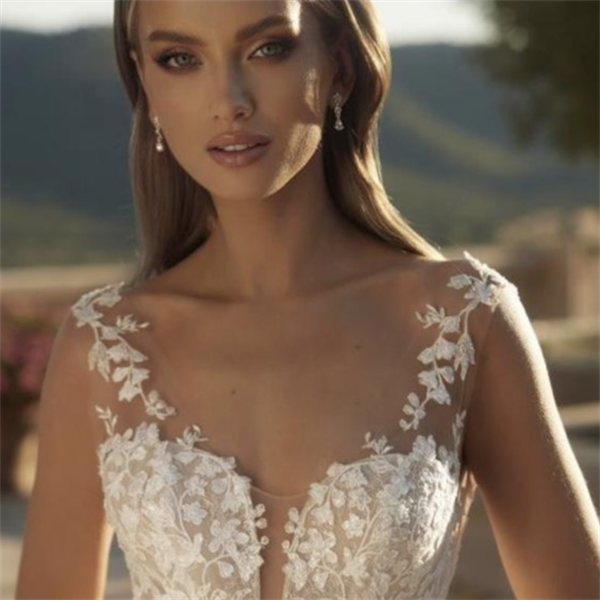 Internationale merken  | Bruidsmode Lydia 