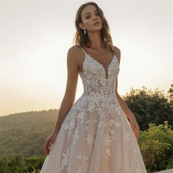 Internationale merken  | Bruidsmode Lydia 