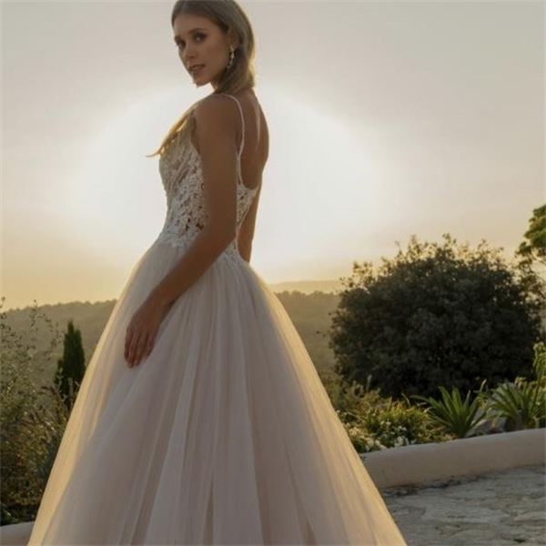 Internationale merken  | Bruidsmode Lydia 