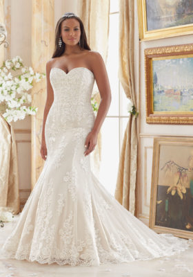 Grote maten XXL | Bruidsmode Lydia 